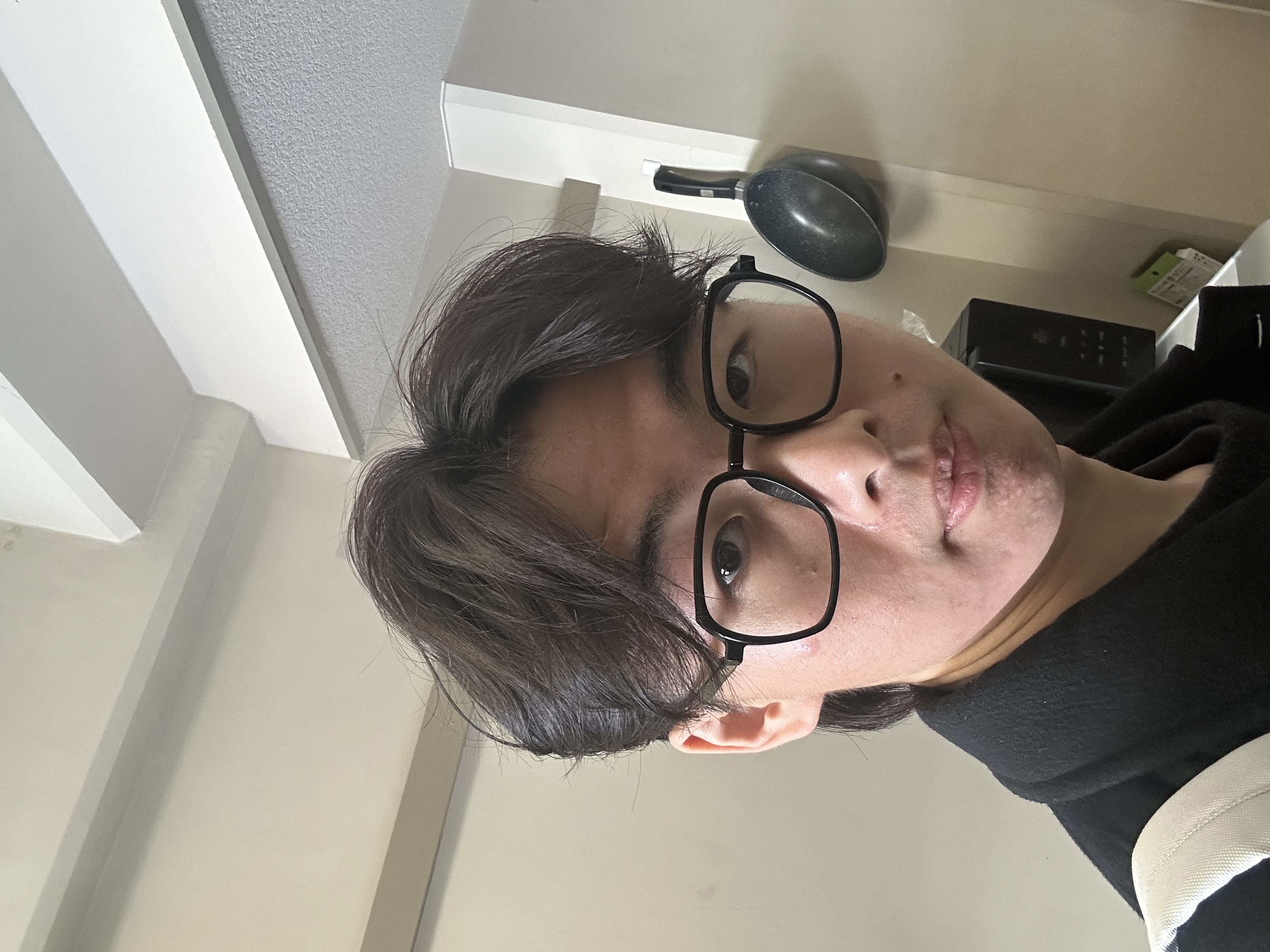 ZHANG YIMIN（チョウ イミン）