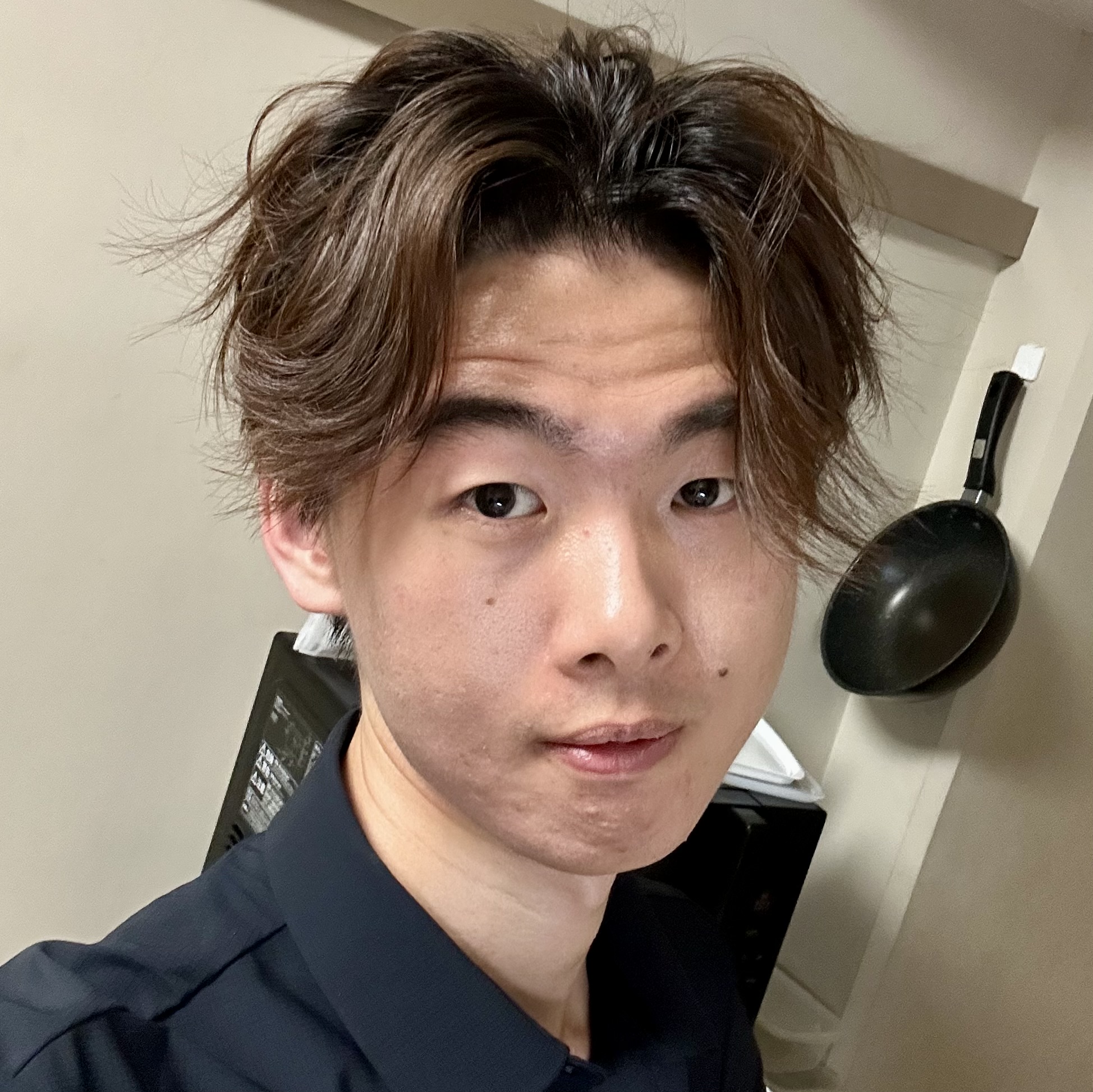 ZHANG YIMIN（チョウ イミン）
